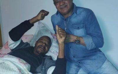 Astolfo recebe a visita do amigo Mané do América